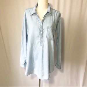 Lucky S long sleeve chambray button front shirt.
